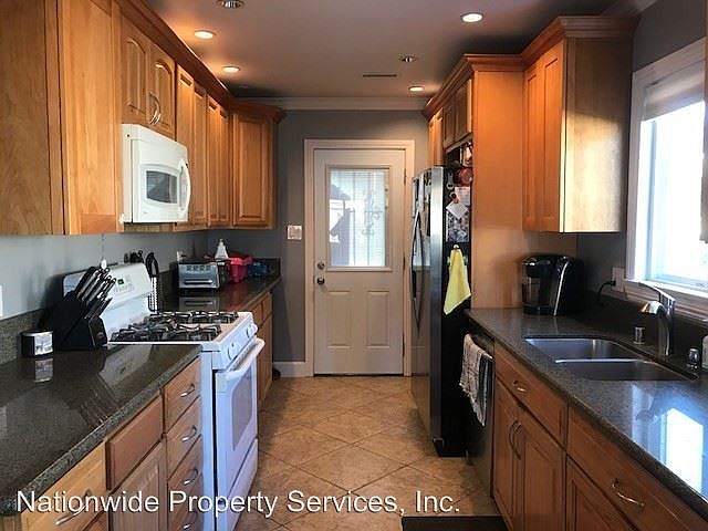 1st image of 4847 Lomina Ave