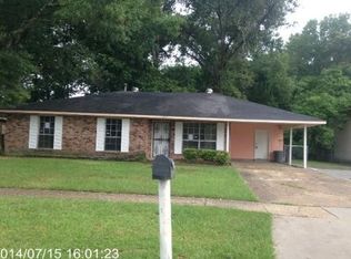 7251 Caprice Dr, Baton Rouge, LA 70812
