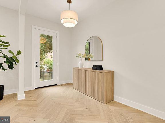 4th image of 1600 37th St NW