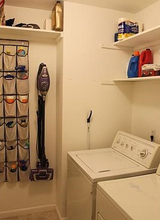 Spacious laundry room