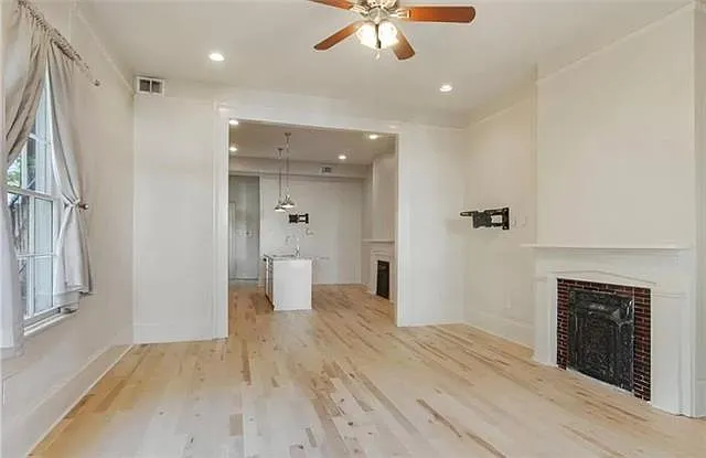 3518 Chestnut St — Photo 3