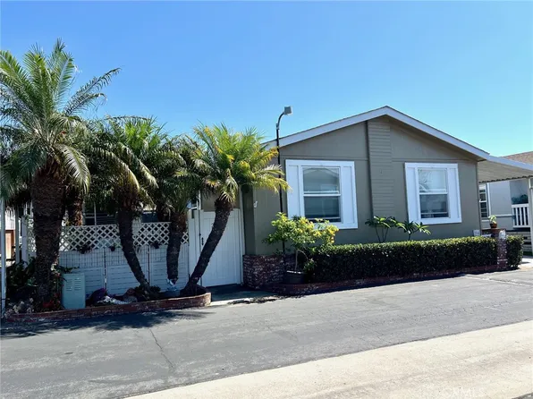 204 Crow Ln, Fountain Valley, CA 92708