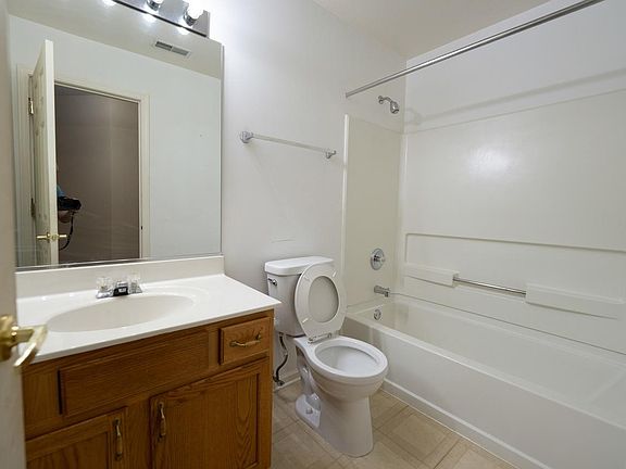 2nd image of 2850 Stonewater Dr #2850