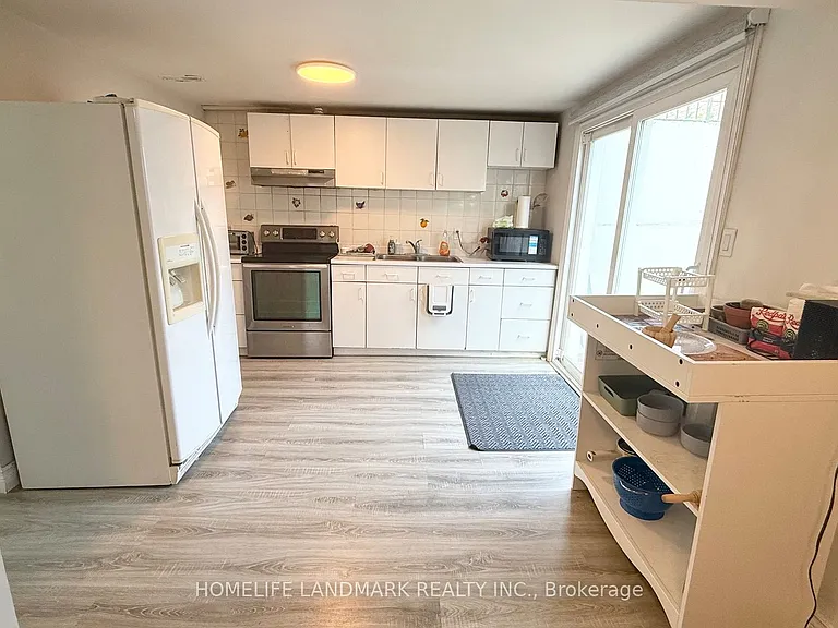 81 United Sq #BASEMENT — Photo 7