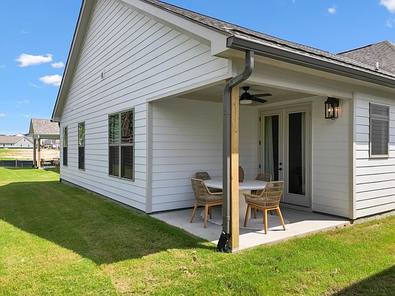 3rd image of 6974 Little Sorrel Rd #105