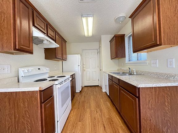 5th image of 2022 Cascade Dr