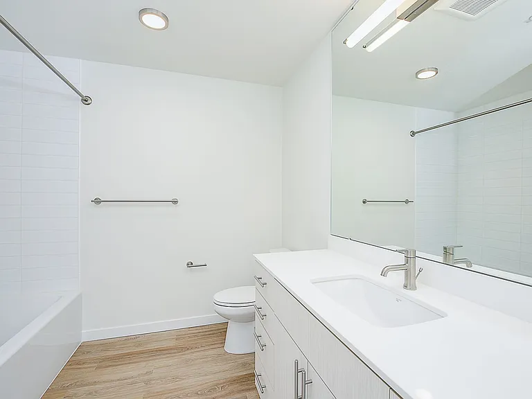 Portal Apartments — Photo 41
