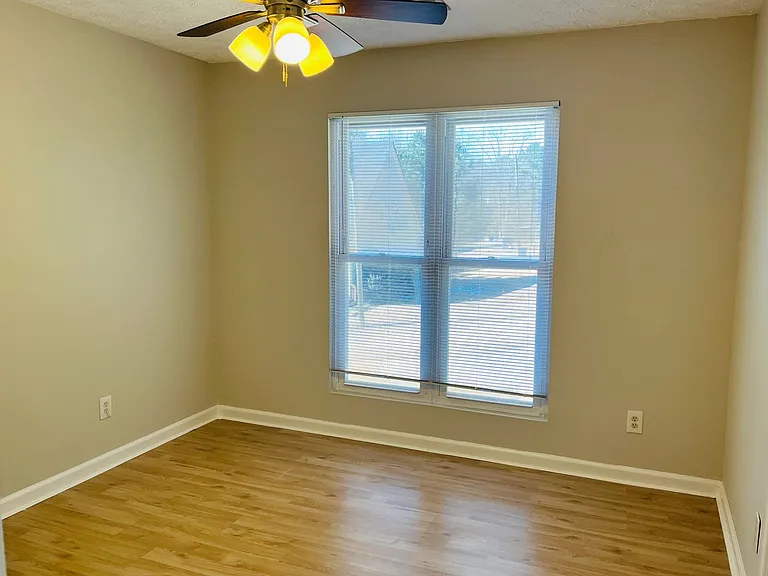 5612 Feldwood Rd — Photo 14