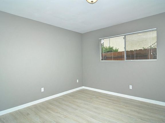 4th image of 4647 Alabama St