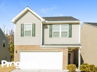 305 Crestfield Cir, Covington, GA 30016