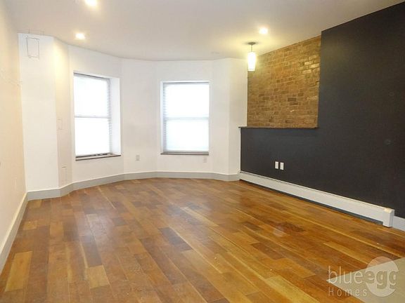 4th image of 678 Saint Marks Ave APT 6