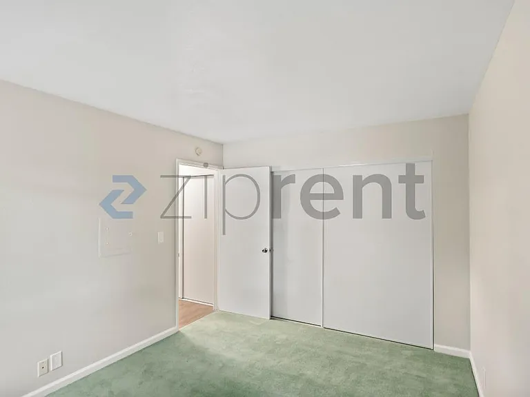 1185 Meadow Ln #109 — Photo 11