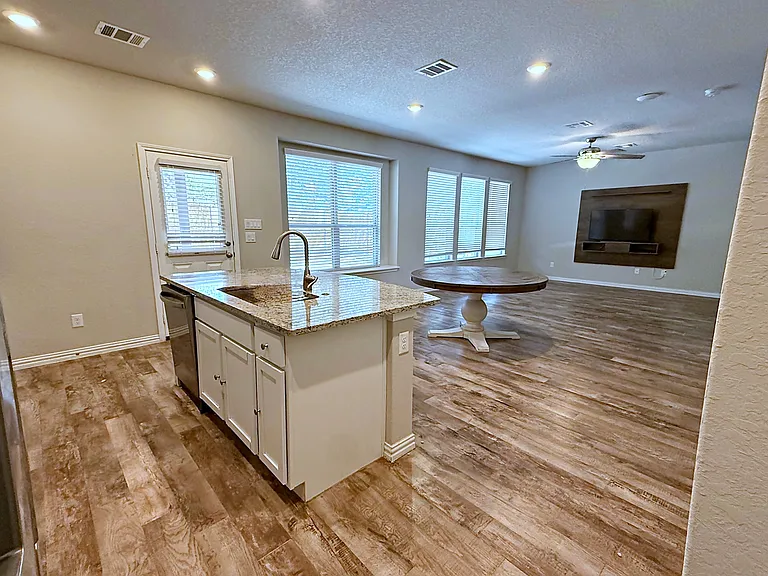 22438 Akin Nook — Photo 9