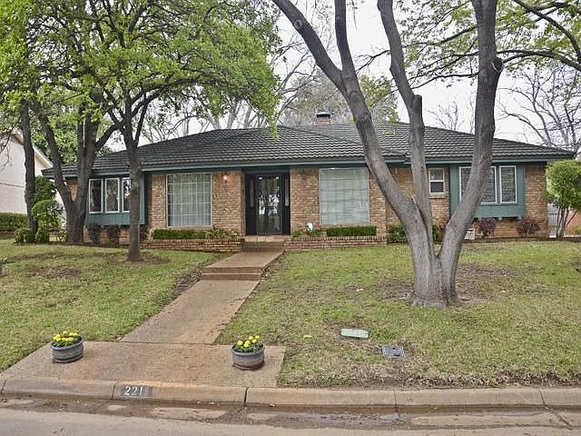 1st image of 2211 Wood Cliff Ct