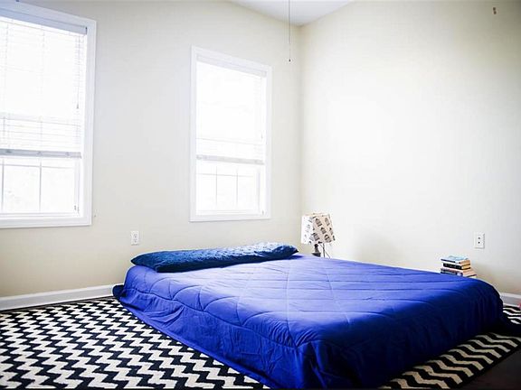 5th image of 258 Pine St APT 2L