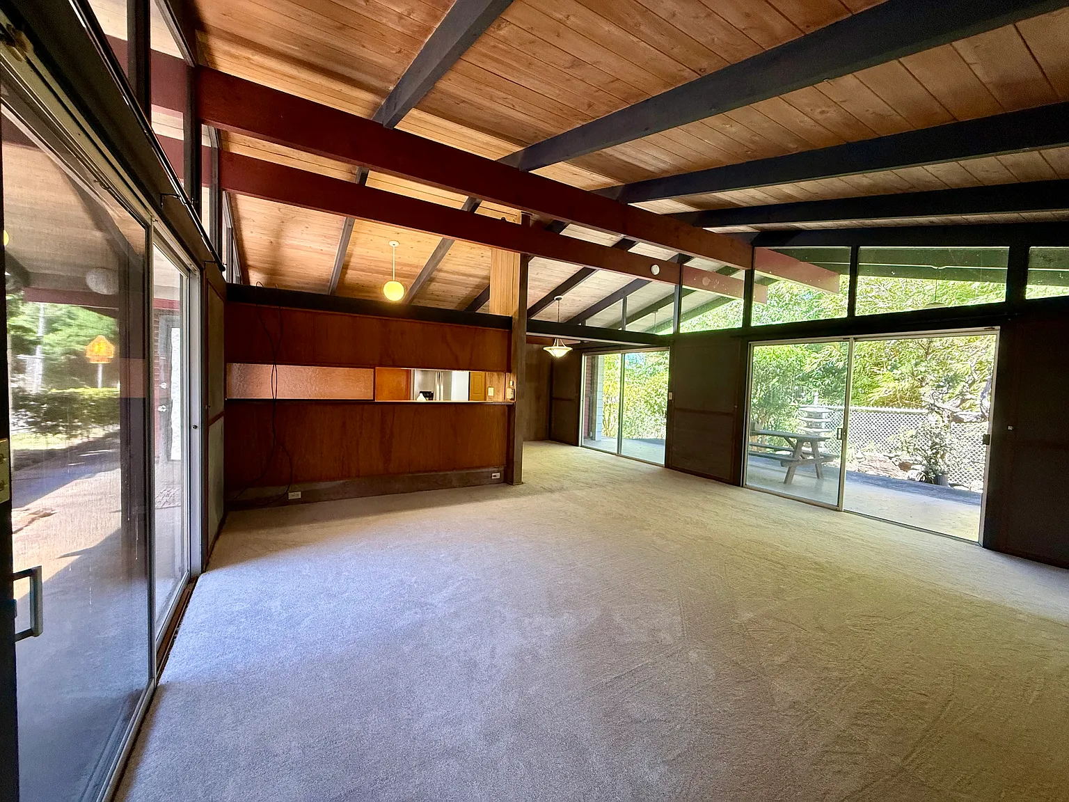 4 bed, 1223 sqft, $4,500 — Photo 2