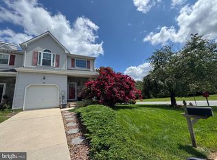 102 Shinn Cir, Wilmington, DE 19808