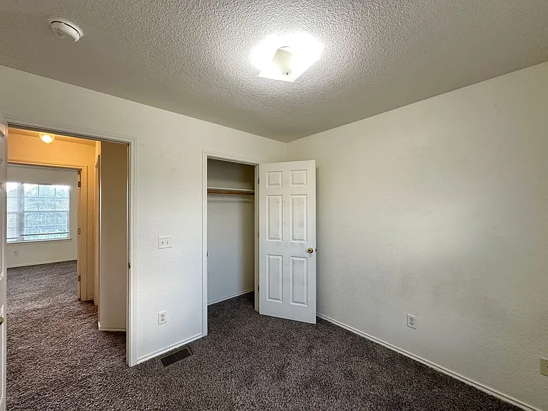 4004 Eula Bea Ct — Photo 15