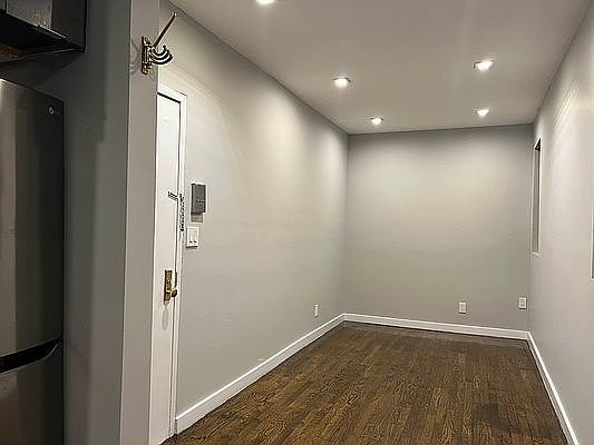 2nd image of 328 E 106th St #12A
