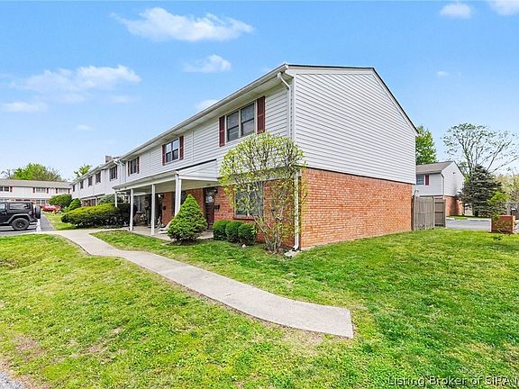 3rd image of 3204 Wooded Way