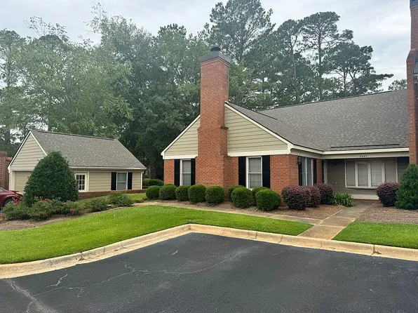 2401 Tuxedo Pl, Albany, GA 31707