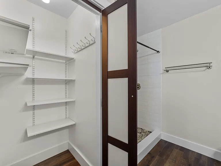 16842 Bridgeton Ln — Photo 21