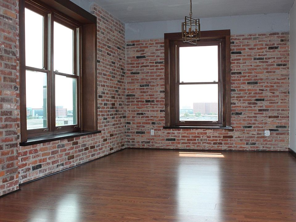 1st image of 110 Bagby St Unit 61
