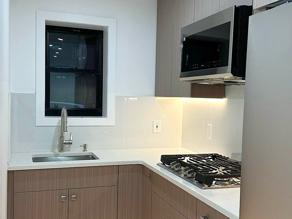 1st image of 35-39 Leverich St #1