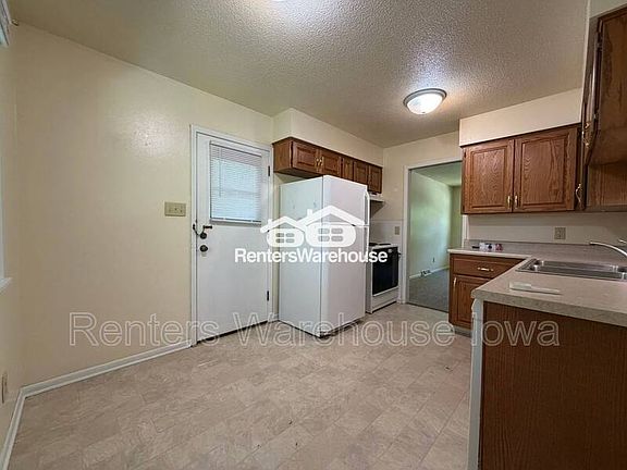 5th image of 1215 Cummins Pkwy