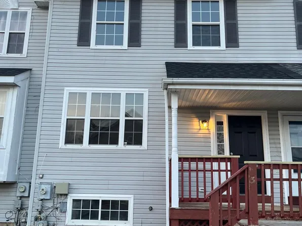 3 Foxton Dr, Newark, DE 19702