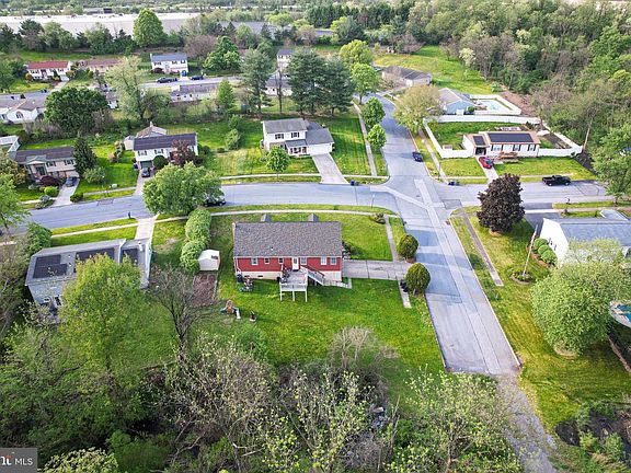 5th image of 3737 Canterbury Rd
