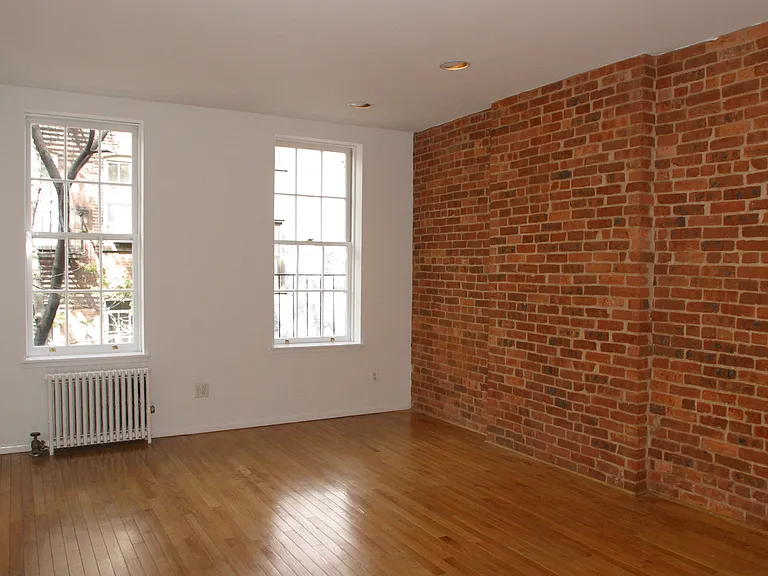 313 E 81st St #4RE — Photo 3