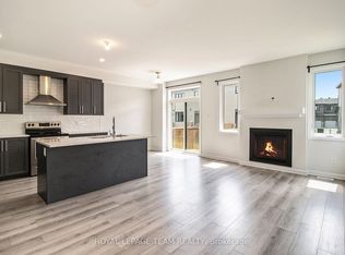 531 Winterset Rd, Ottawa, ON K2T 0P4