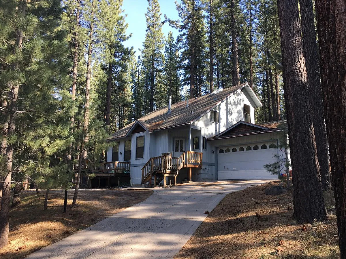 86 Pleasant Valley Rd photo 1