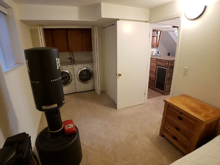 1048 Josephine St #B — Photo 18