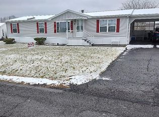8 Iroquois Ln, Waterloo, NY 13165