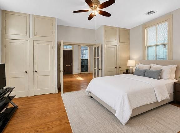 5th image of 2813 Milan St
