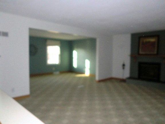 3rd image of 1808 Sweetbriar Dr
