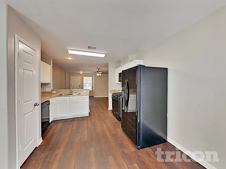 21402 Palma Grove Way — Photo 9