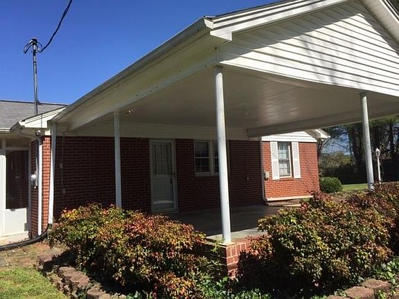 4th image of 903 Vista Pl NE