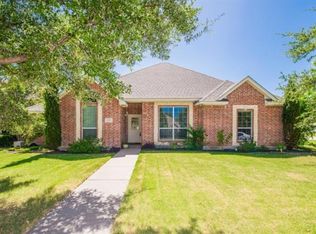 1217 Blue Gill Ln, Crowley, TX 76036