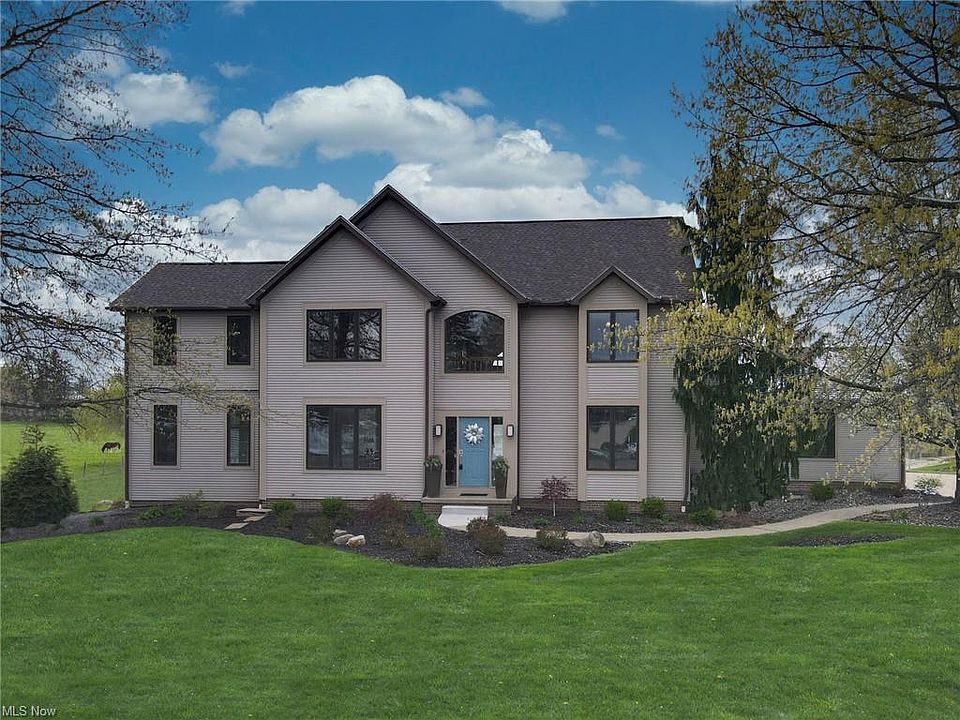 1st image of 7502 S Mannheim Ct