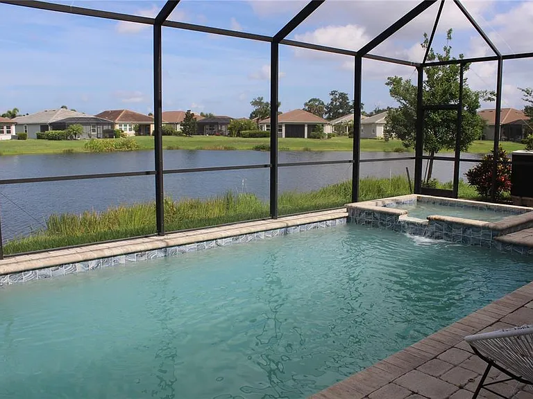 5826 Long Shore Loop — Photo 2