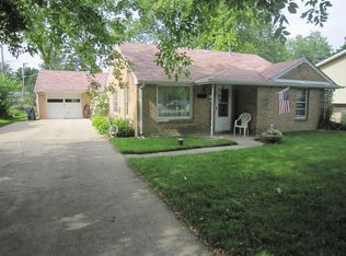 10866 W Edgewood Rd, Beach Park, IL 60087