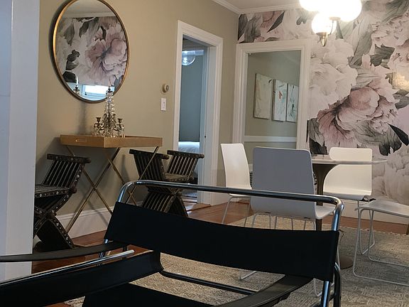 2nd image of 31-33 Nisbet St #1
