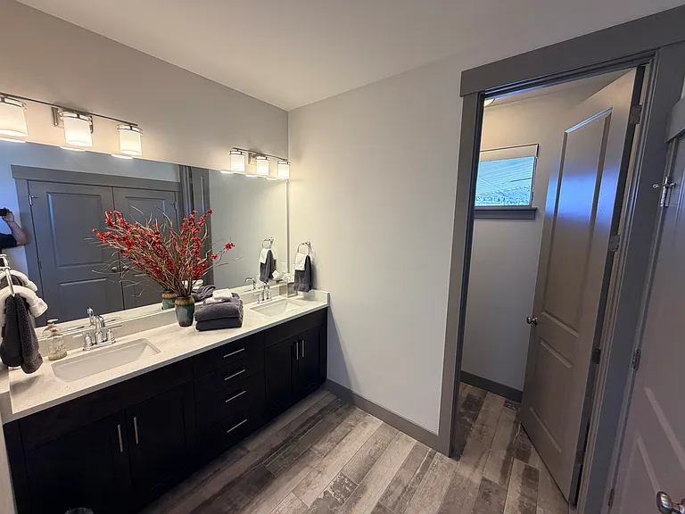 6389 E 820 S — Photo 13