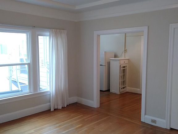 4th image of 740 Parnassus Ave APT 3