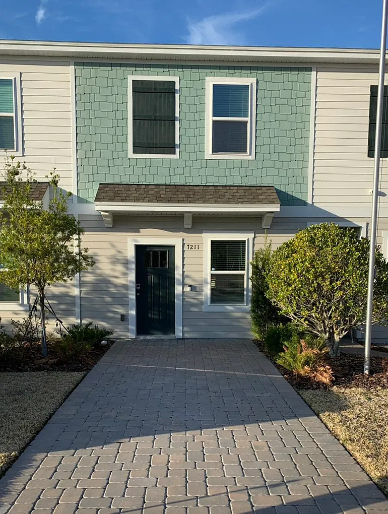 2 bed, 1187 sqft, $1,675 — Photo 1