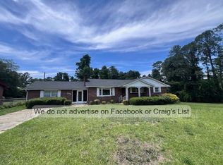 255 Greenbriar Dr, Fayetteville, NC 28303