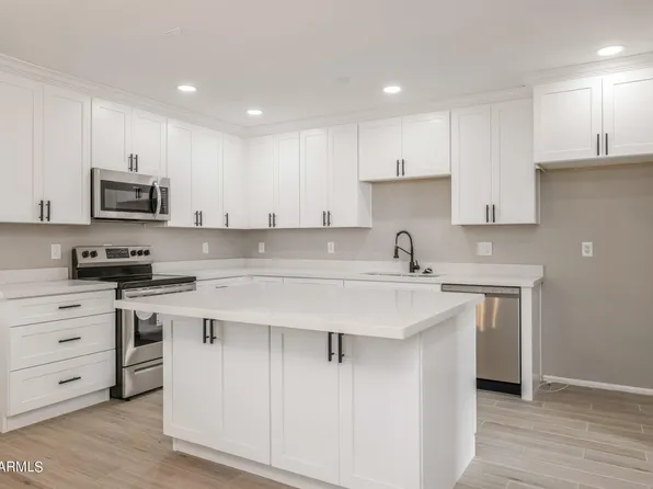 670 W DUBLIN Street, Chandler, AZ 85225